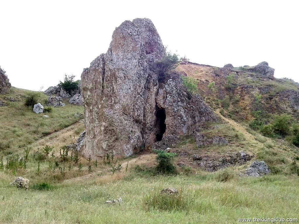 Pestera Babei - Cheile Dobrogei