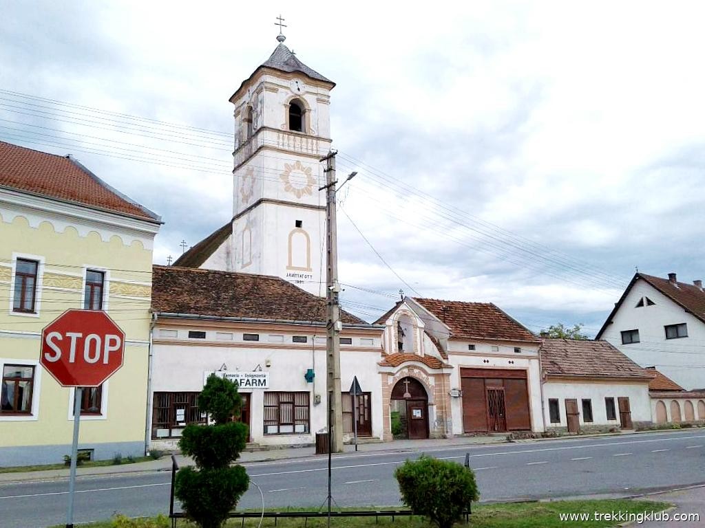 Biserica catolica Sfanta Ecaterina - Ditrau