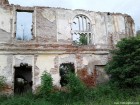 Fereastra din casa scarii Apalina Reghin castelul Huszar castel ruine