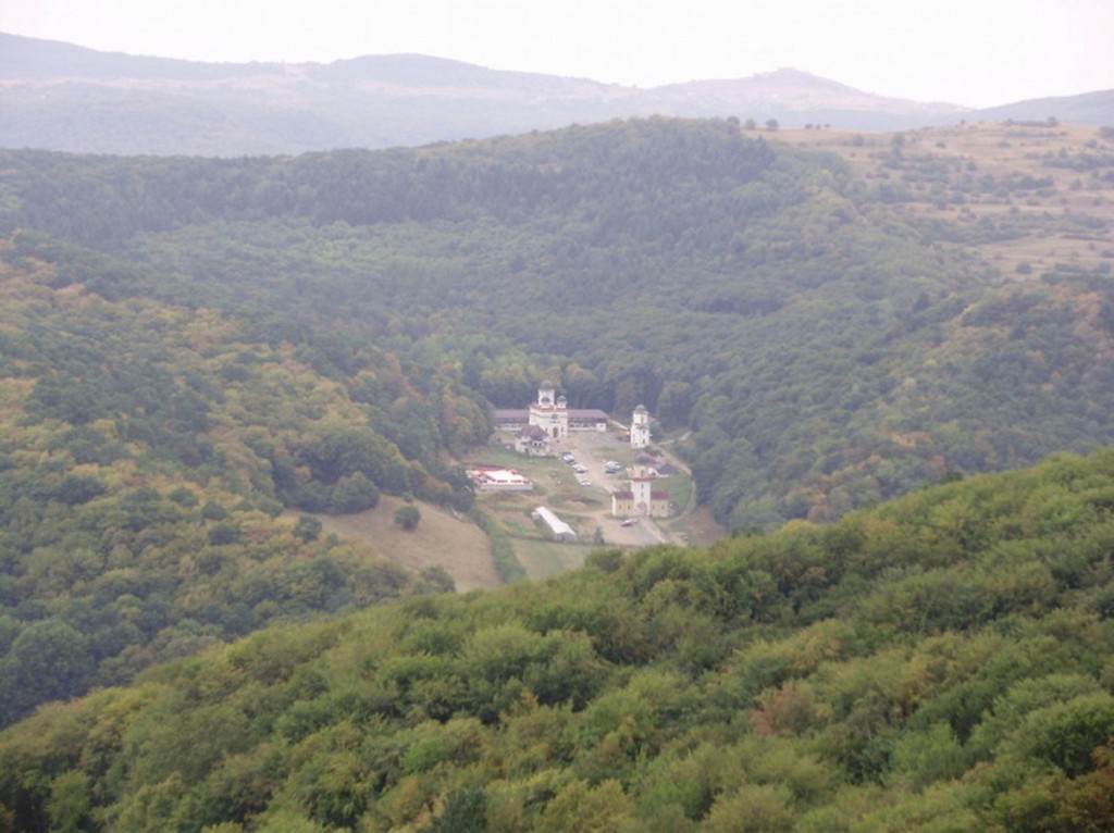 Cetatea Fetei - Floresti