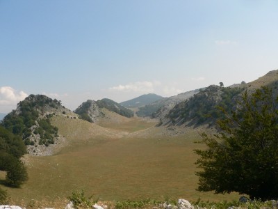 Crovurile Medved si al Porcului Muntii Mehedinti