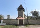 Biserica fortificata Bradu
