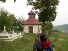 Bisericuta veche  bogdana manastire cimitir