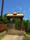 Poarta de intrare in curtea bisericii pauleni ciuc